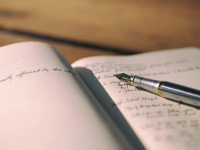 cara meningkatkan kemampuan menulis itu dengan cara menulis rutin